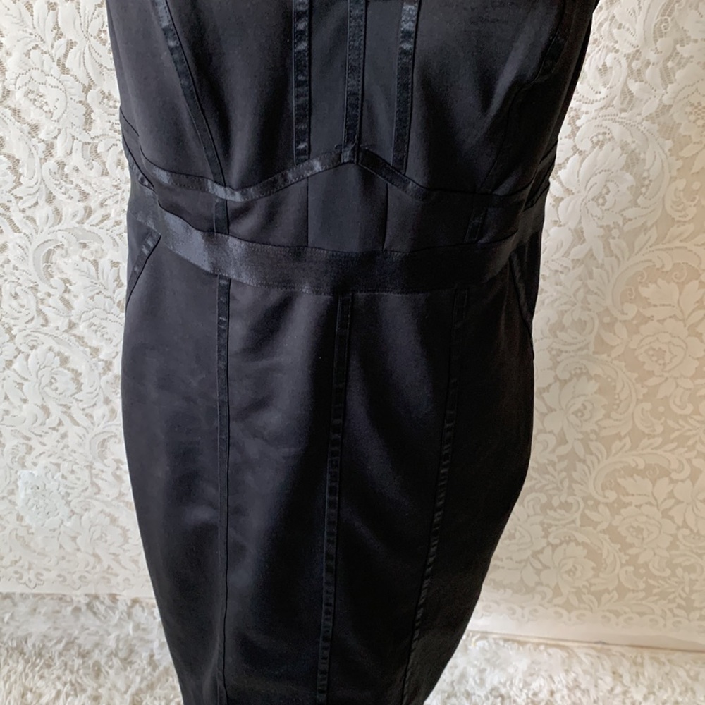 ❌SOLD❌TORRID BLACK SCUBA KNIT & MESH BODYCON DRESS - Picture 6 of 14